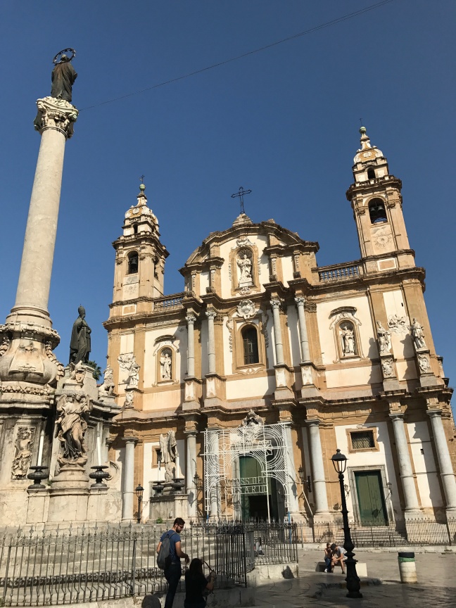 La Chiesa di San Domenico è una delle tappe per un ottimo tour di Palermo